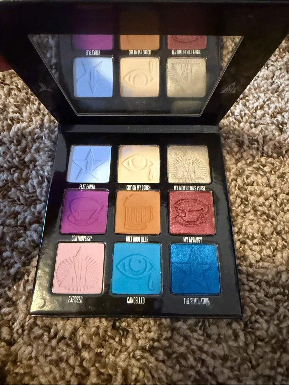Jeffree Star Mini Controversy Eyeshadow Palette - Black Holographic